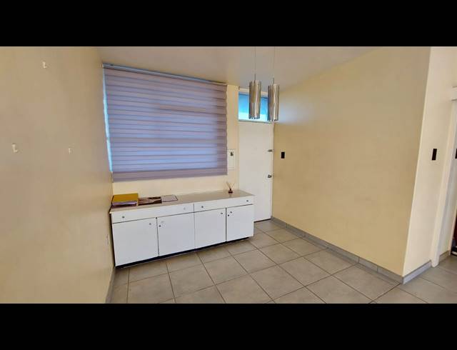 2 BEDROOM APARTMENT FOR SALE IN TOWNSEND ESTATE
